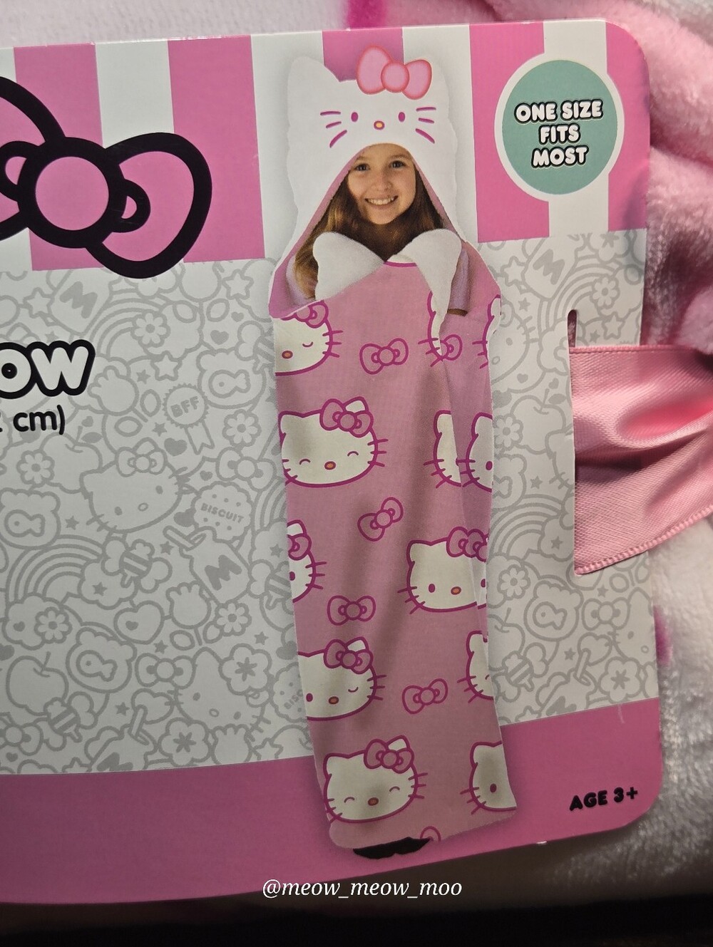 Hello Kitty Hooded Throw Blanket Wearable Fleece Pink White 50" x 40" NWT Sanrio
